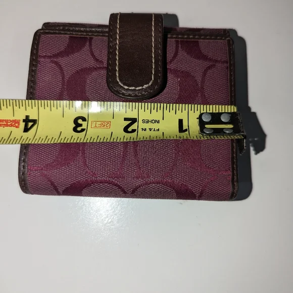 Purple coach wallet - Picture 6 of 7